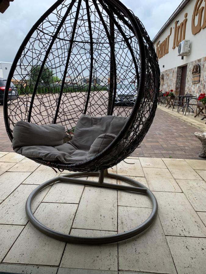 Hanu Lui Gica Spa Satu Mare Buitenkant foto