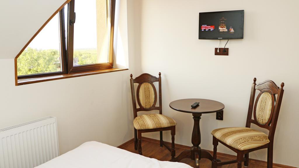 Hanu Lui Gica Spa Satu Mare Kamer foto